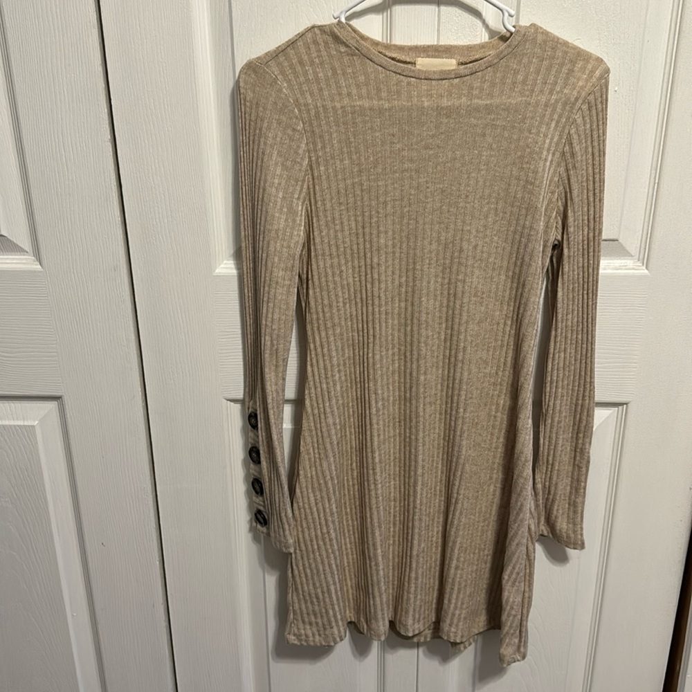 Sweater dress only worn once